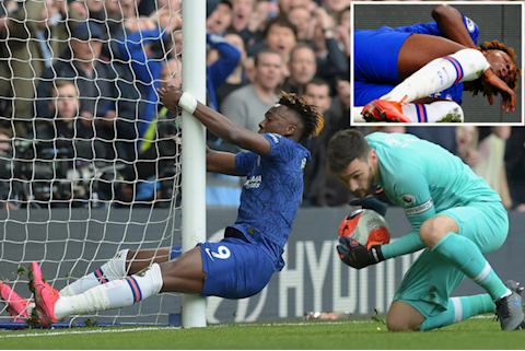 Sao Chelsea lo ngại khả năng đem virus về nhà