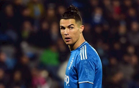 HLV Lyon thừa nhận không có kế hoạch ngăn chặn Ronaldo hình ảnh 2
