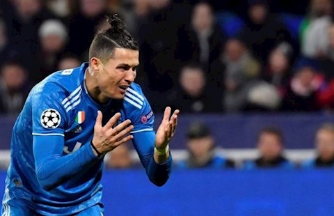 Cực sốc với khả năng đá phạt của Cristiano Ronaldo trong màu áo Juventus