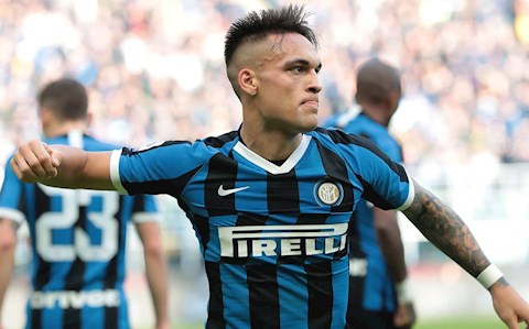 Xoay tiền chưa nổi, Barca có thể mất Martinez vào tay Man City