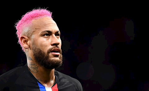 Hãy xem ảnh của Neymar tóc hồng để thấy vẻ độc đáo và phong cách của cầu thủ này.
