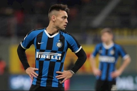 Tiền bối khuyên Martinez mặc kệ Barca để ở lại Inter