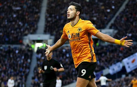 Chelsea được khuyên mua chủ công của Wolves