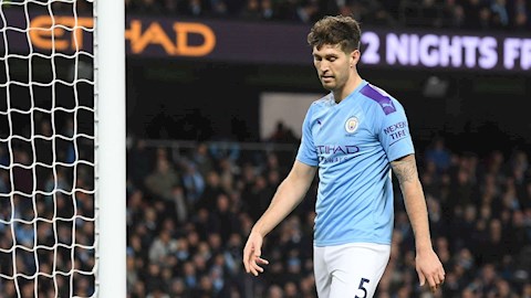 Pep Guardiola không đảm bảo tương lai John Stones ở Man City