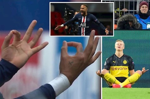 PSG 2-0 Dortmund Neymar cà khịa Haaland khi ngồi thiền ăn mừng hình ảnh