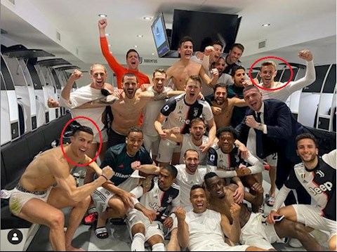 Ronaldo chưa trở lại Italia sau khi đồng đội nhiễm virus corona