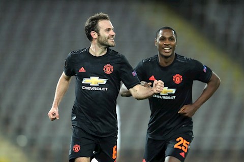 Juan Mata hớn hở khi ăn ý với ‘siêu tân binh’ của MU