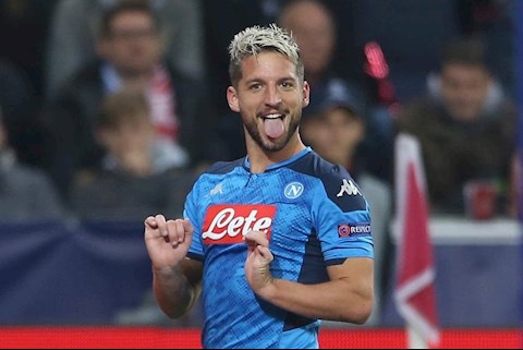 Học người Iran, Dries Mertens dùng rượu đẩy lùi virus Corona