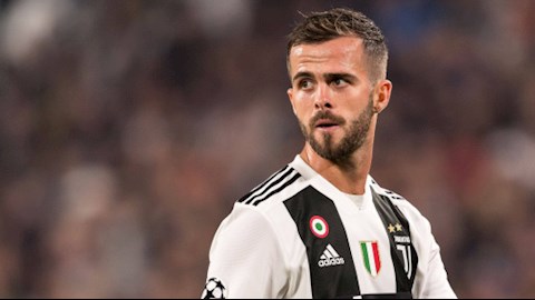 Barca đạt thỏa thuận chiêu mộ Miralem Pjanic từ Juve  hình ảnh