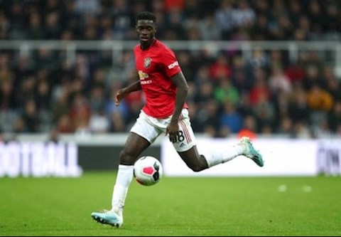 Axel Tuanzebe tuyên bố bất ngờ về HLV Solskjaer