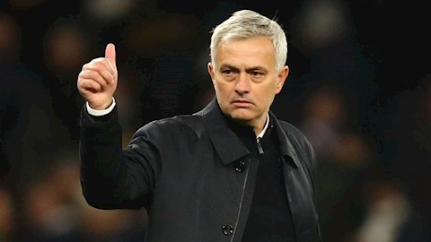 Mourinho có đang kiểm soát được phòng thay đồ Tottenham?