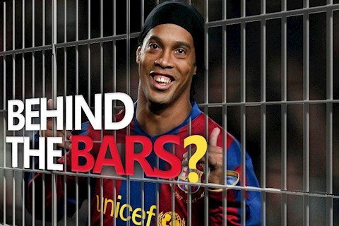 Ronaldinho đón tuổi mới sau song sắt: Futsal, BBQ, nghề mộc, nhưng thiếu âm nhạc