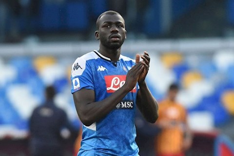 Trung vệ Kalidou Koulibaly báo tin vui cho MU hình ảnh