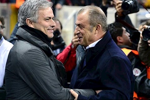 Bạn thân Jose Mourinho nhiễm bệnh