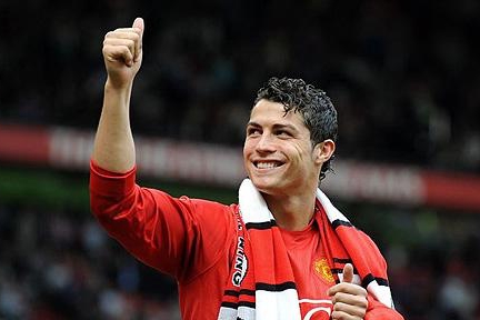 Đại diện Mendes tiết lộ nguyên nhân Ronaldo gia nhập MU