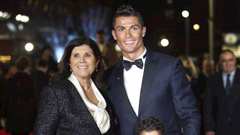Cristiano Ronaldo lên tiếng tâm sự sau tin dữ về mẹ hình ảnh