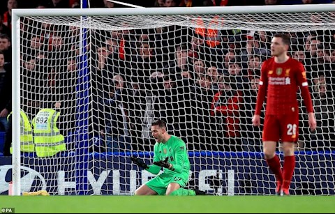 Fan MU mừng rỡ khi Liverpool thua Chelsea hình ảnh