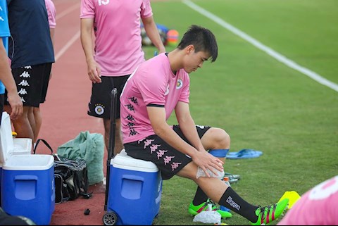 Tuyển thủ Duy Mạnh trải lòng về chấn thương