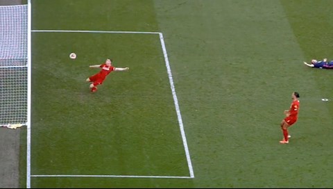 Xem lại pha cứu thua không tưởng của James Milner trước Bournemouth