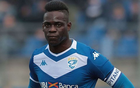 Ngựa chứng Balotelli mất việc vì thói ngỗ ngược