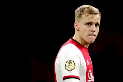 Tiền vệ Van de Beek sẽ chọn Real, MU hay ở lại Ajax hình ảnh