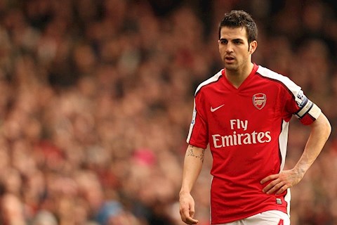 Cesc Fabregas giã từ sự nghiệp thi đấu