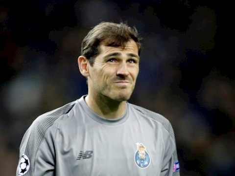 Thủ môn Iker Casillas sẵn sàng trở lại Real Madrid hình ảnh