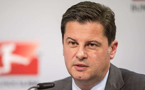 Sếp Bundesliga Covid-19 đã hủy hoại thị trường chuyển nhượng hình ảnh 2