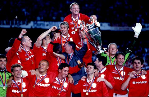 Manchester United 1998/1999: Tap the huyen thoai