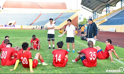 Chuẩn bị cho đại chiến với HAGL, Nam Định FC đội nắng luyện tập hình ảnh