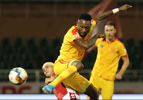 Hoàng Vũ Samson đối diện án phạt nặng của VFF ở vòng 6 V-League hình ảnh Hoàng Vũ Samson đối diện án phạt nặng của VFF ở vòng 6 V-League hình ảnh