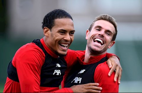 Jordan Henderson Van Dijk đã giúp Liverpool ở đẳng cấp mới hình ảnh