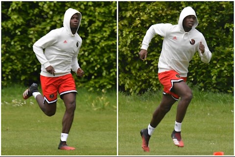 Pogba chạy như ngựa, sẵn sàng tái xuất sân cỏ