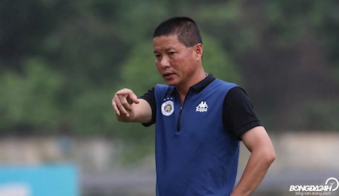 HLV Chu Đình Nghiêm Hà Nội FC đã trao bàn thắng cho đối thủ hình ảnh