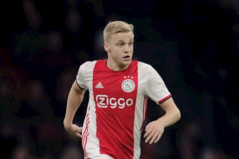 Chuyển đến MU là giấc mơ có thật với Van de Beek!