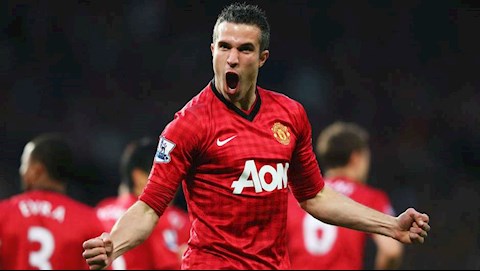 Tiền đạo Robin van Persie tiết lộ lý do chọn MU thay vì Man City hình ảnh