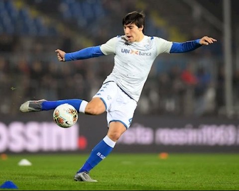 Inter Milan chi 50 triệu euro mua tiền vệ Sandro Tonali  hình ảnh