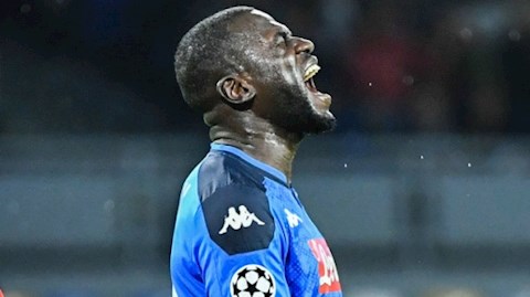 Liverpool được khuyên chiêu mộ trung vệ Kalidouy Koulibaly hình ảnh