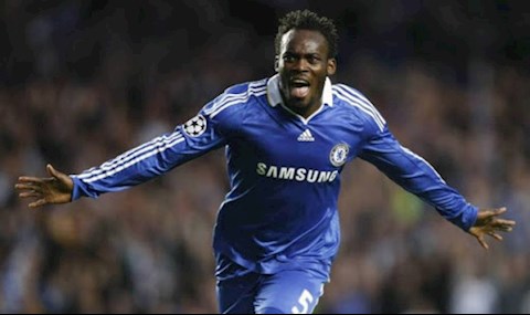 Tiền vệ Michael Essien tiết lộ lý do từ chối MU tới Chelsea hình ảnh