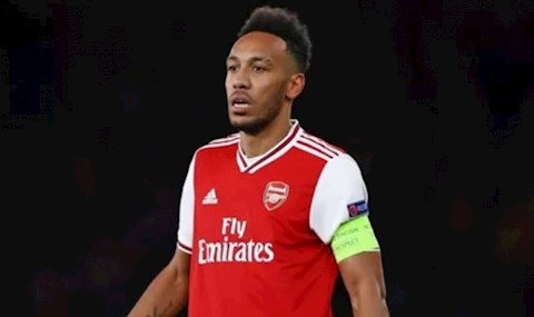“Arsenal nên hy sinh người khác để giữ chân Aubameyang”