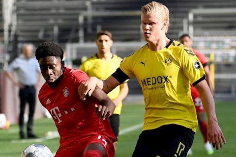 Alphonso Davies Tôi thường xuyên bỏ vị trí, nhưng… hình ảnh