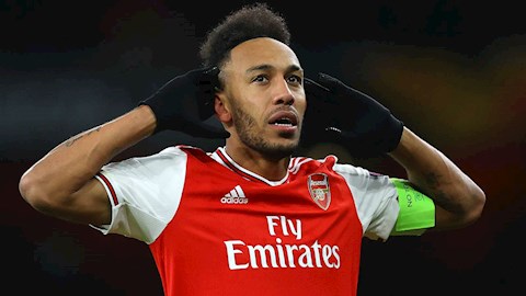 Aubameyang được đề nghị làm thủ môn ở Arsenal