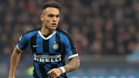 Barca sẵn sàng gán hai ngôi sao để chiêu mộ Lautaro Martinez hình ảnh