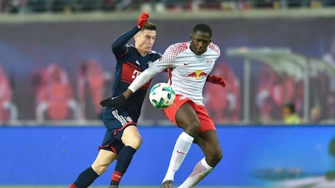 MU đưa trung vệ Ibrahima Konate của RB Leipzig vào tầm ngắm hình ảnh