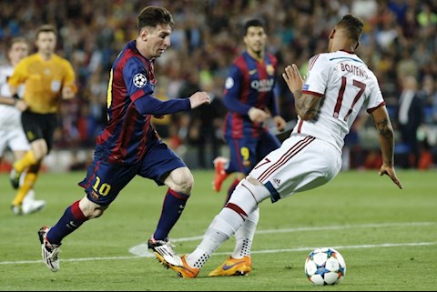 Lại bị nhắc nhở về pha xỏ háng, Jerome Boateng lêng tiếng trả đũa Messi
