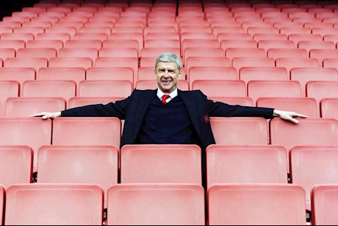 Arsenal lại phá đảo mạng xã hội bằng bài đăng cạnh khoé Sir Alex