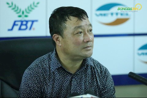 HLV Trương Việt Hoàng chỉ ra nghịch lý của CLB Viettel