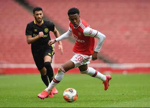 Sao trẻ Joe Willock cần được sử dụng thay vì Mesut Ozil hình ảnh