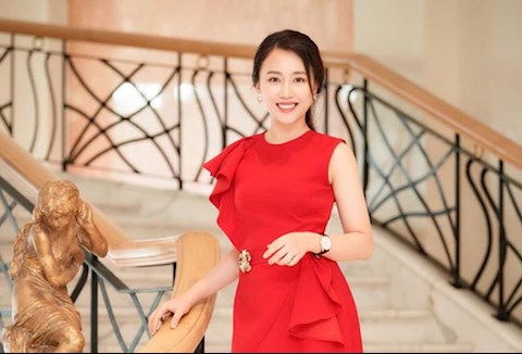 Chia tay Tiến Linh, Hồng Loan có phát ngôn gây sốt về đàn ông nghèo