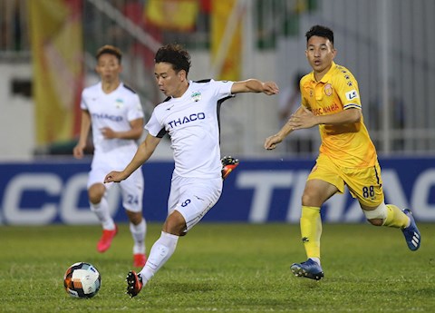 Tiền vệ HAGL sớm nói lời chia tay V-League